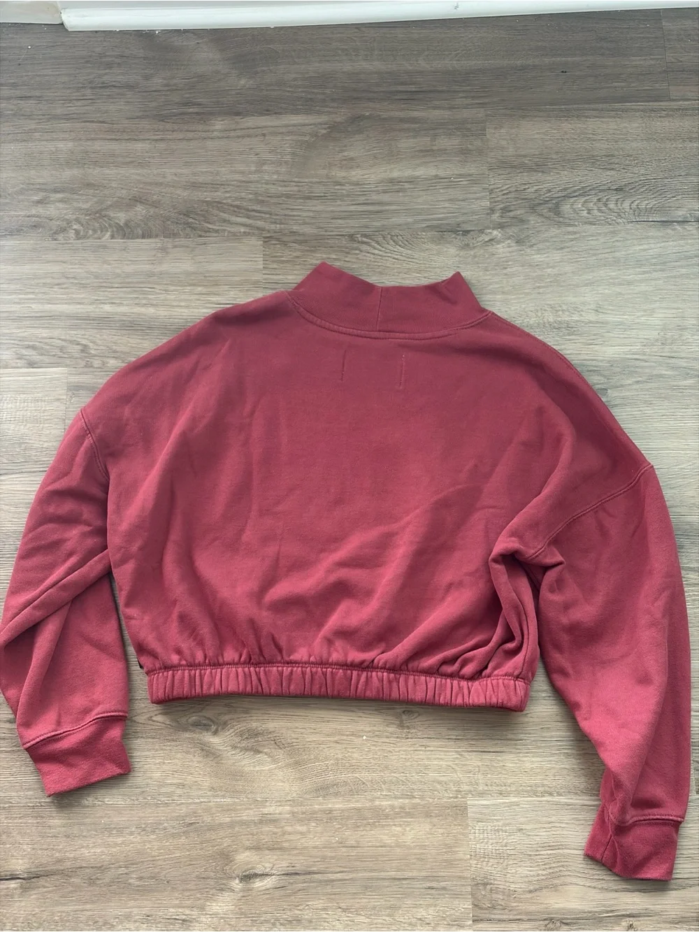 Calvin Klein Cozy Cropped Maroon Mock Neck Size S - Picture 6 of 6